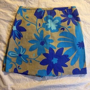 Vintage Y2K Philly CA Tan Blue Floral Skirt With Shorts Skort Girls Large 12-14